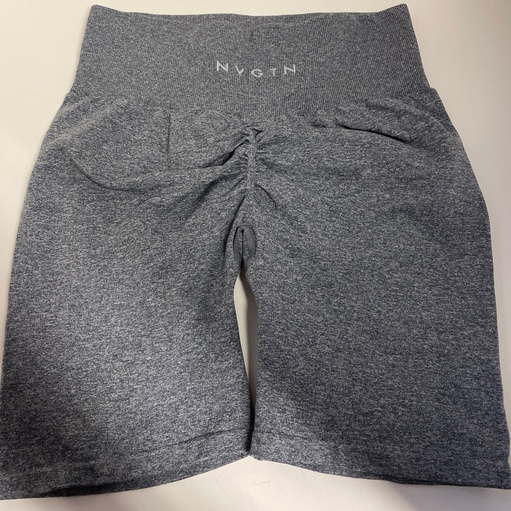 NVGTN - Scrunch Biker Shorts - Size M